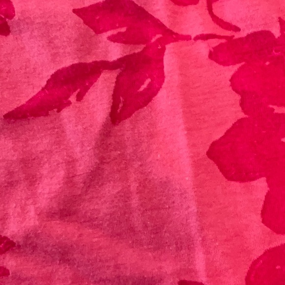 Joe pink floral slightly sheer tee, small. - Picture 3 of 4